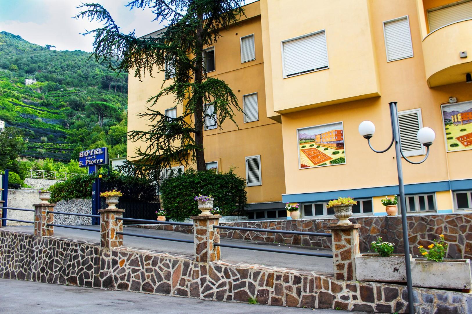 Hotel San Pietro Maiori Exteriör bild