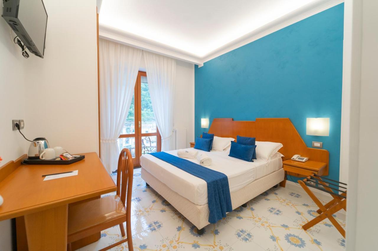 Hotel San Pietro Maiori Exteriör bild