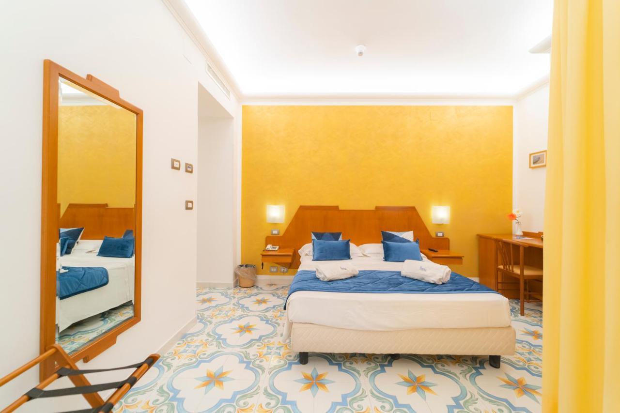 Hotel San Pietro Maiori Exteriör bild