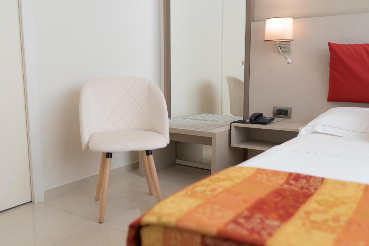 Hotel San Pietro Maiori Exteriör bild