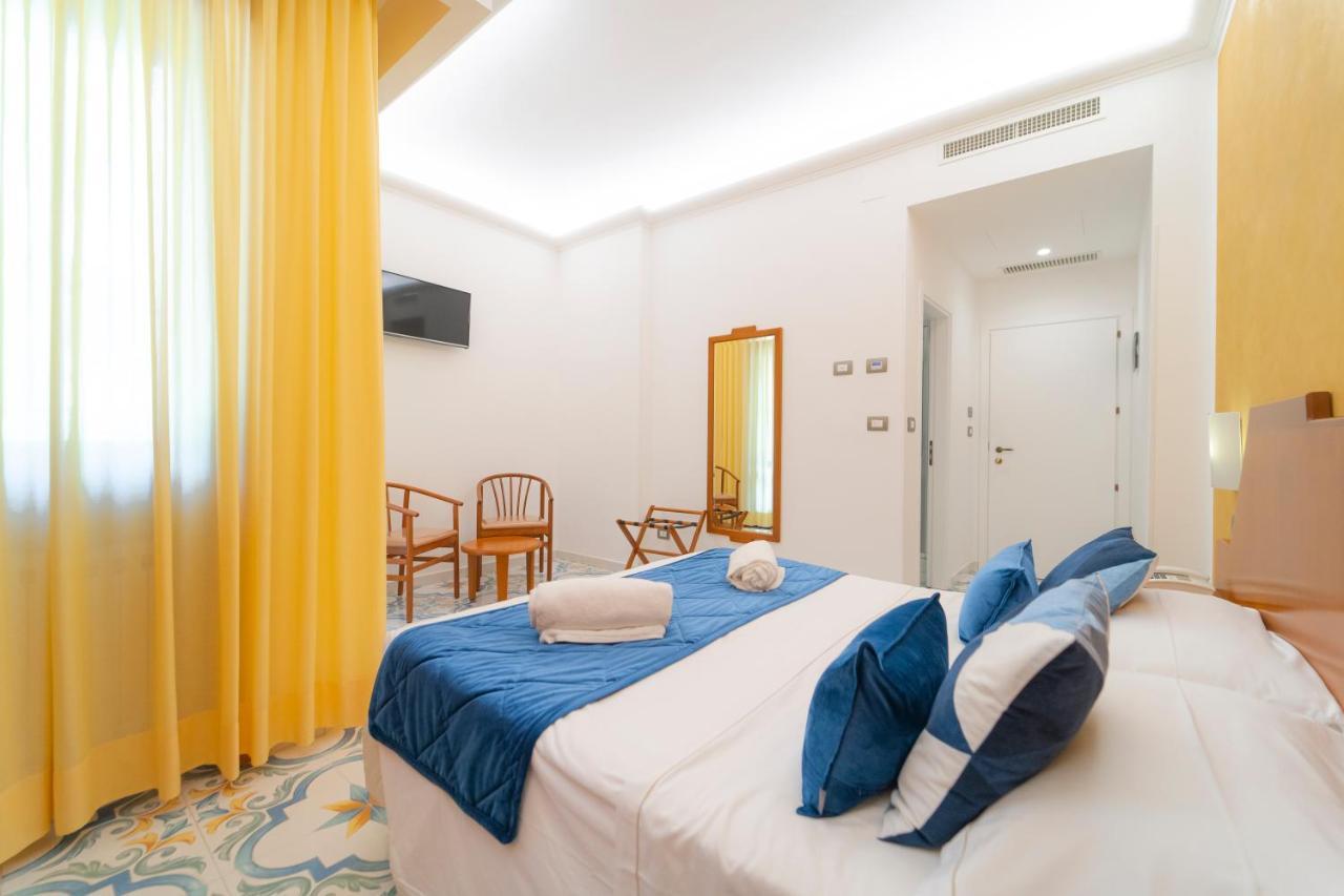 Hotel San Pietro Maiori Exteriör bild