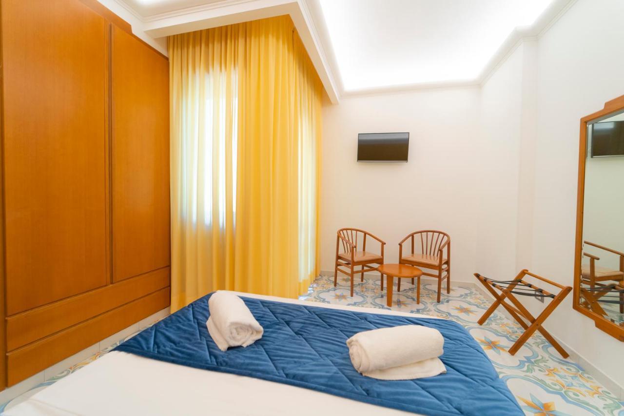Hotel San Pietro Maiori Exteriör bild