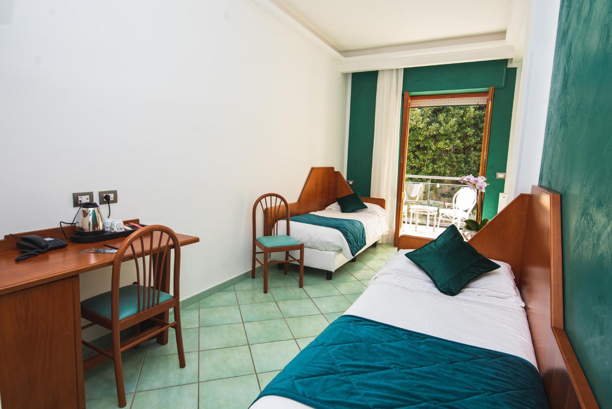 Hotel San Pietro Maiori Exteriör bild