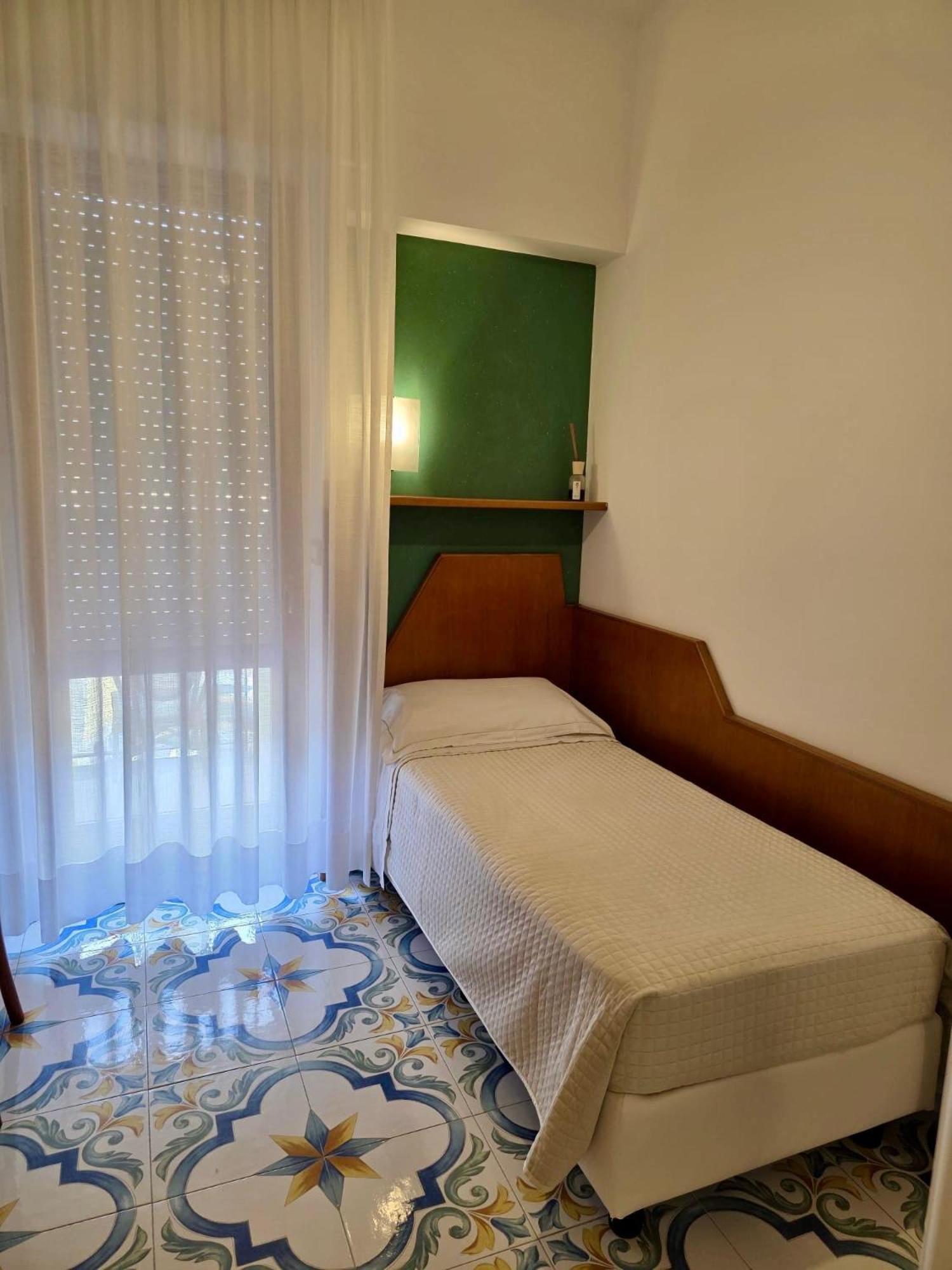 Hotel San Pietro Maiori Exteriör bild